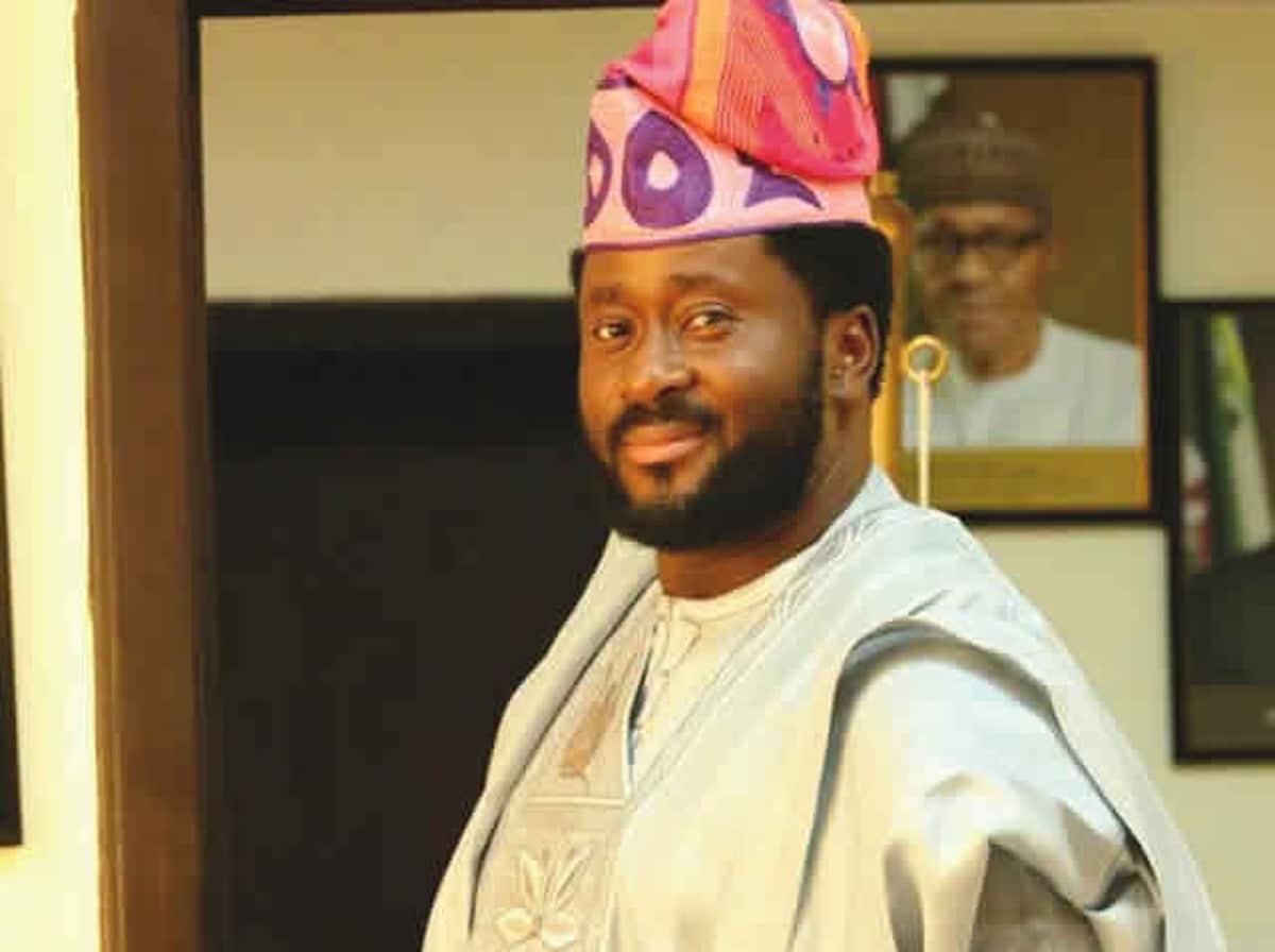 Desmond Elliot